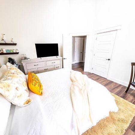 Back Home Bed And Breakfast Membertou 객실 사진