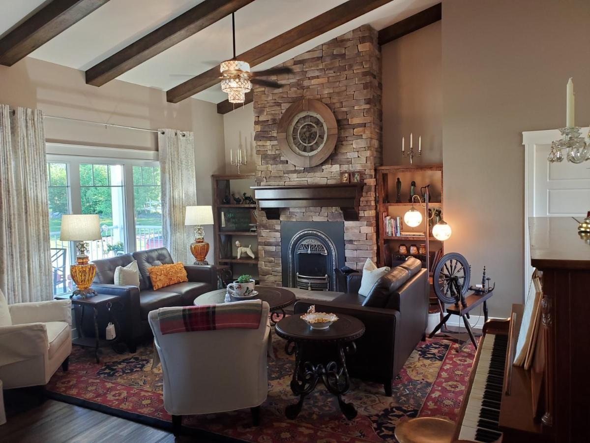 Back Home Bed And Breakfast Membertou 외부 사진